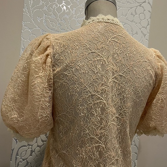 Vintage | Pearl & Embroidery Detailed Chest Cream Lace Blouse - Picture 12 of 13